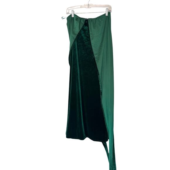 Revelry Emerald Formal Micah Convertible Velvet Bridesmaid Maxi Dress Size Small - Picture 2 of 7